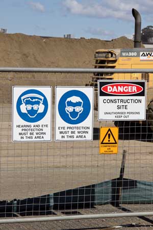 The Importance of Maintaining Safety Signs
